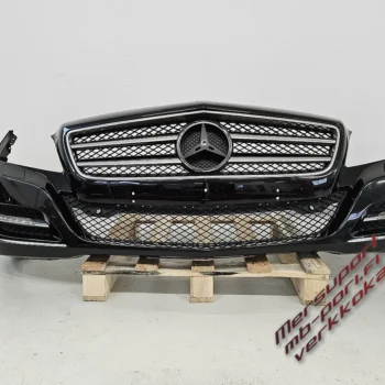 Etupuskuri CLS Musta W218 käytetty (2011-2014)