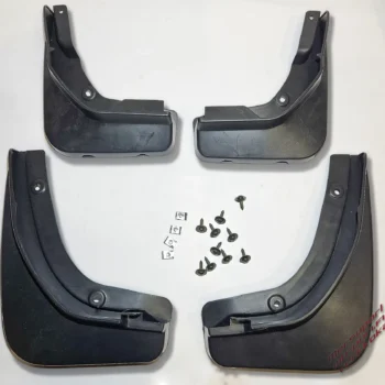 Roiskeläppäsarja E-sarjan W213 facelift 2021- 2023, AMG-Line, Sedan, Uusi