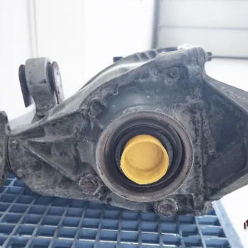 Tasauspyörästö (perä), välitys 2.474 C W205, alkuperäinen, käytetty