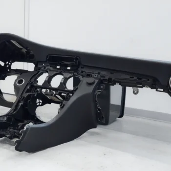 Kojelauta kokonainen, musta W205, käytetty