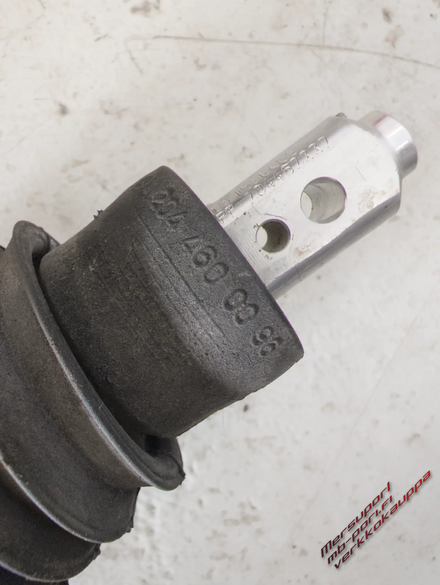 Rattiakselin nivel (Ohjausakselin nivel), W204 käytetty, A 204 462 02 78 - Image 2