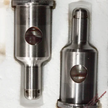 Suuttimen esikammio OM616 & OM617 dieselmoottoreihin (pyöreälläkärjellä), uusi, tarvike