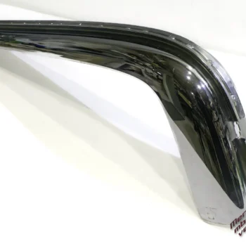 Takapuskurin pääty oikea W114 Coupé, uusi