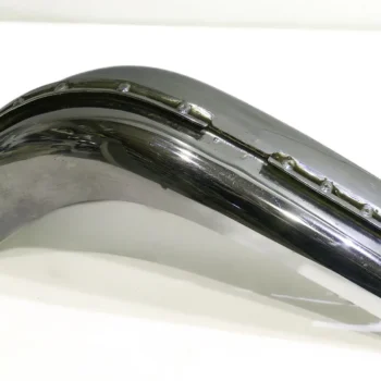 Etupuskurin pää oikeapuoli W123, 280 ja Coupé käytetty