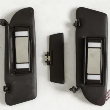 Aurinkolippa sarja S W126/C126 Aurinkolippa sarja, peileillä ja valoilla, käytetty