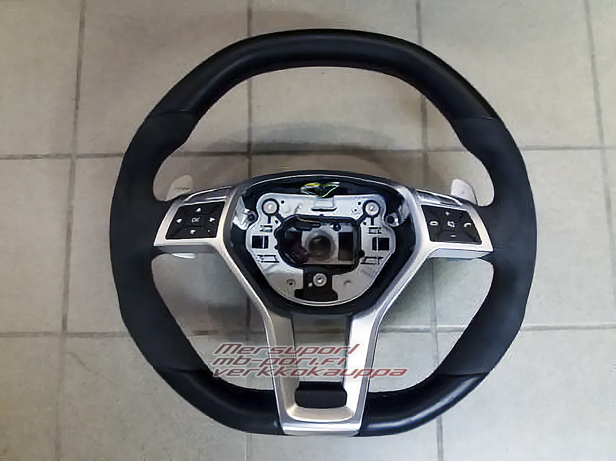 mercedes-benz  amg performance ohjauspyora   kaytetty w117 w172 w176 w204 w212 w218 amg w231 4563-nahka-alcantara b-osa s1905231-tuotekuva
