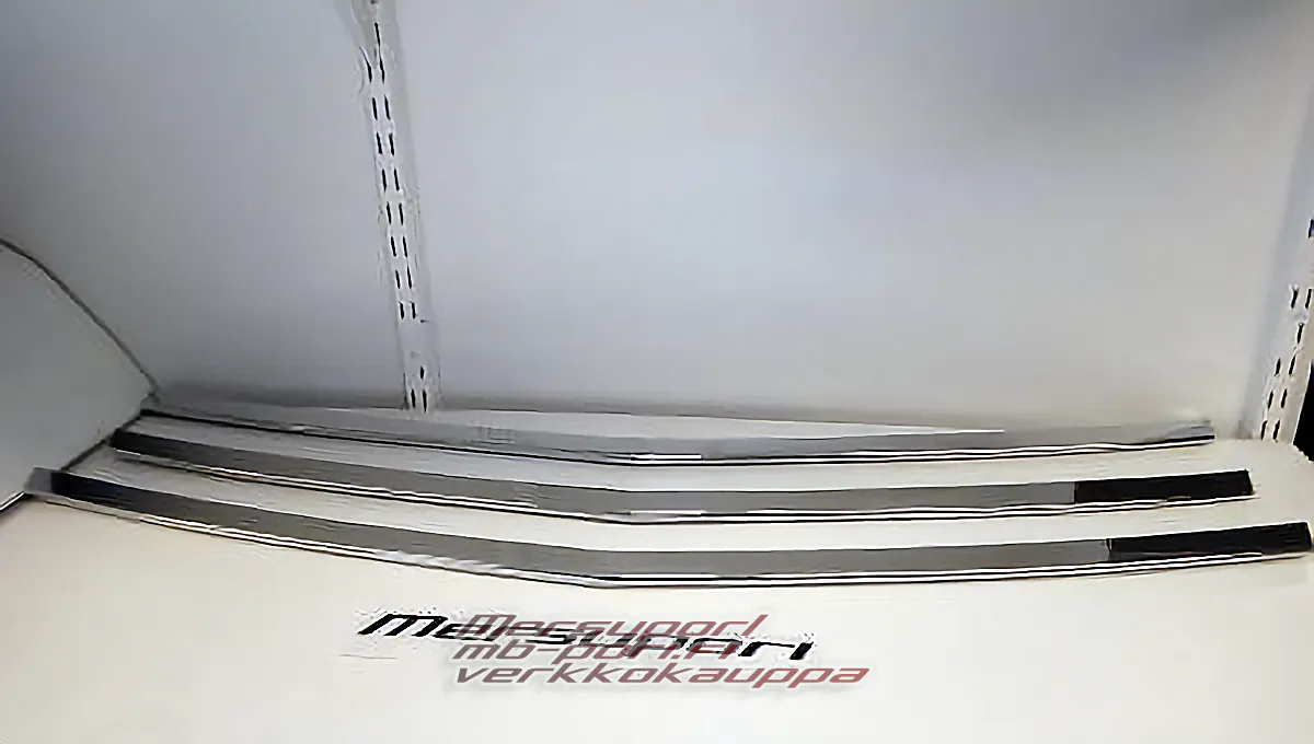 mb-pori.fi verkkokauppa  etupuskurin kromilistasarja uusi w204 cassic-elegance uusi sku