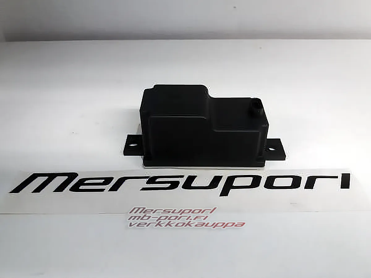 Jännitteenmuunnin/Pikkuakku/Auxiliary Battery - C W205 / E W213 / S c217 / S W222 / S W223 / E c238 / CLS W257 / GLC x253 / GLE W167 / GT W290 / EQC n293 / G W463, Uusi