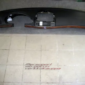 mb-pori.fi verkkokauppa kojetaulu käytetty w211 b-osa sku