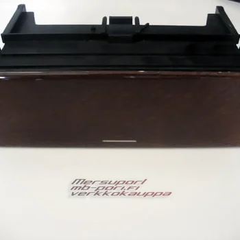 mb-pori.fi verkkokauppa  kojetaulun sailytyslokero käytetty w210 b-osa sku