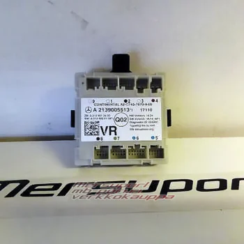 Oviohjainlaite, oik. etu E W213, käytetty