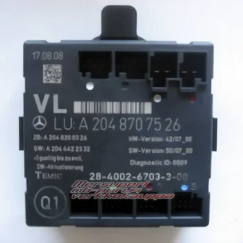 Oviohjainlaite, Oik. takimmainen C W204, käytetty