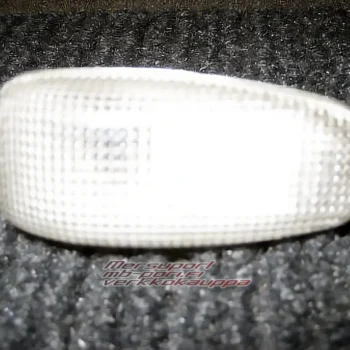 Sivuvilkku W210/ 202 sivuvilkku kirkas