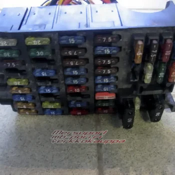 mb-pori.fi verkkokauppa  sulakerasia käytetty w202 sulakerasia b-osa sku