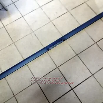 mb-pori.fi verkkokauppa  takaluukun kahvalista uusi w124 farmari-alkuperainen a1247430393 uusi sku