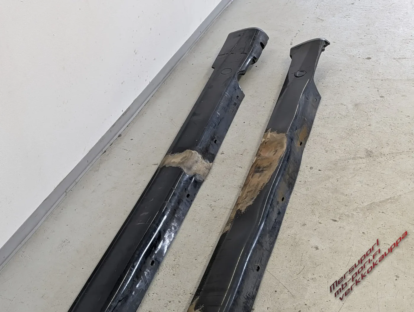 s2157_AMG_Helmamuovit_E_W210_95-00_-_Käytetty_180226_tuotekuva_0226