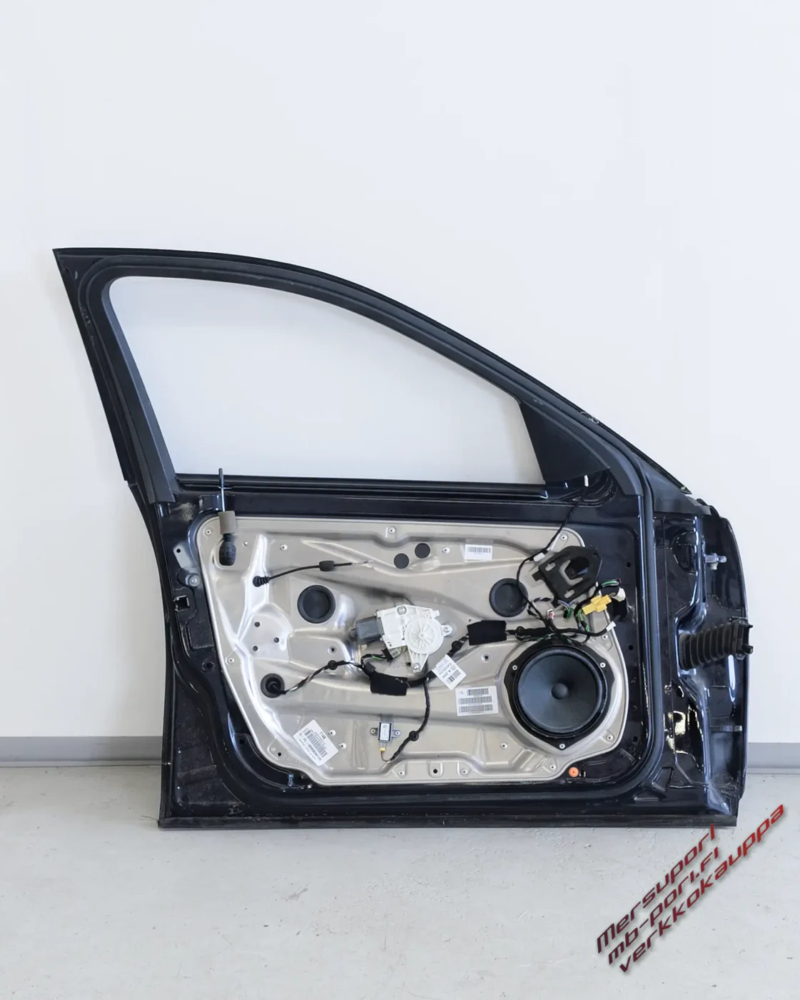 w204_etuovi_vasen_kuljettaja_S162603-4