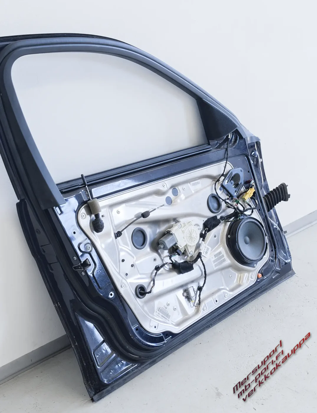 w204_etuovi_vasen_kuljettaja_S162603-5