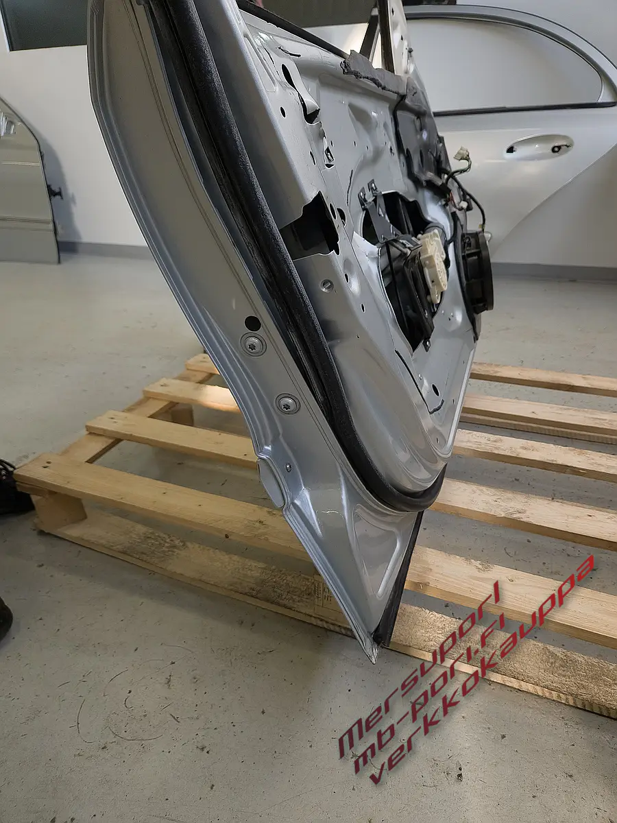 Etuovi vasen/kuljettaja, E W211 Facelift, käytetty - Image 3